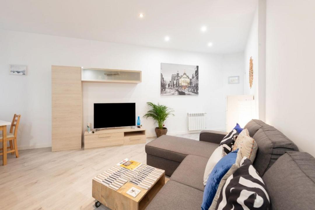 マドリード2Bd 1Bth Furnished - Nuevos Ministeriosアパートメント エクステリア 写真